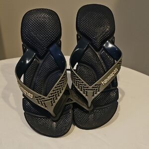 Havaianas Navy and Taupe Flip-Flops